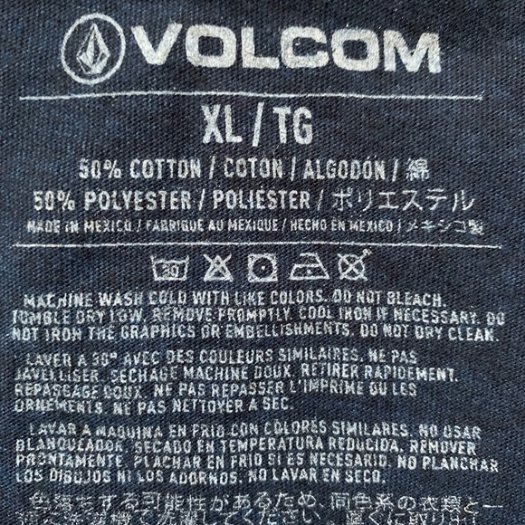 Volcom T-Shirt - Picture 2 of 2